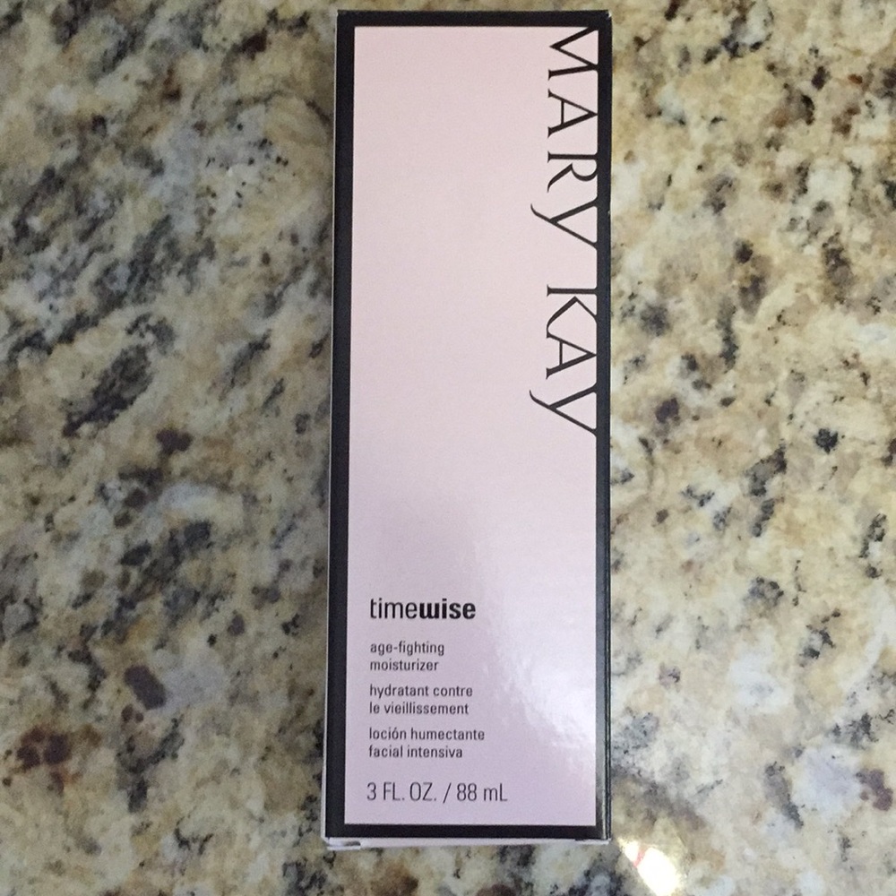 Mary Kay Timewise age fighting moisturizer